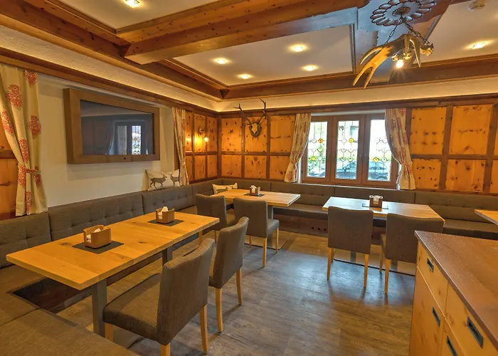 Der Siegeler - Lifestylehotel Rocks فندق مايرهوفن